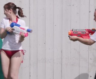 Bị hàng xóm dụ đi cắm trại rồi cưỡng bức